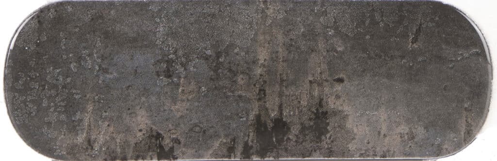 Carrelage gris graphite effet métal oxydé format brique arrondie 5x15 cm pour crédence murale salle de bain cuisine ou chambre