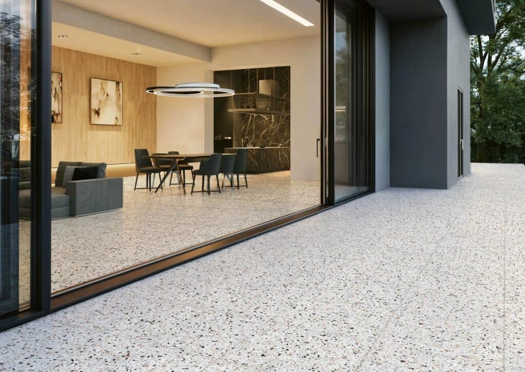 Carrelage style terrazzo en grès cérame de qualité MED white pour intérieur et extérieur- Magasin Porto Venere à Montpellier 34