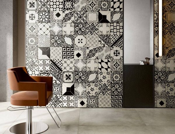 Biaggiole Deco Bianco Mix 20x20 cm au mur et Bianco 90x90 cm au sol