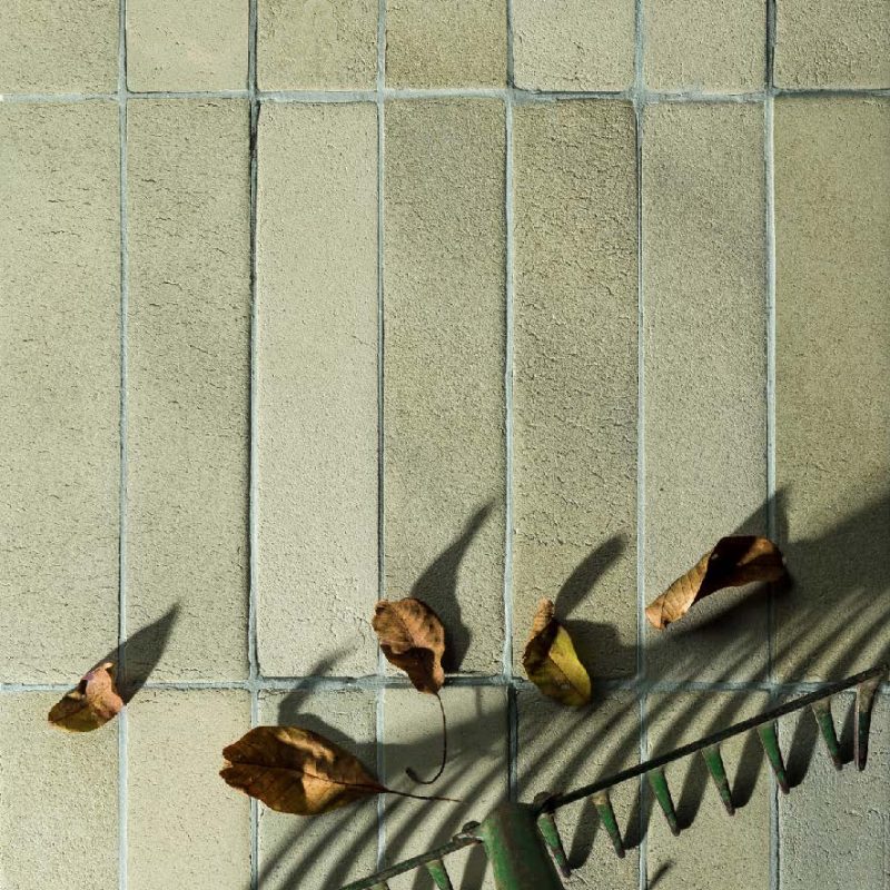 Carrelage artisanal effet terre cuite fait main en grès étiré Matera Onice 2