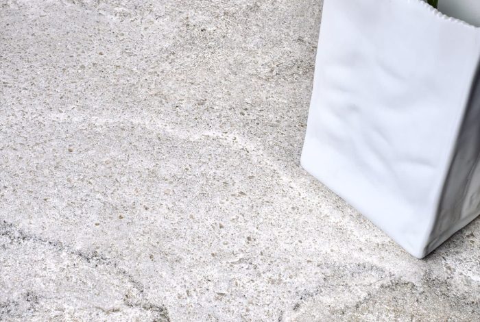 Carrelage aspect pierre naturelle grise Granada Grey détail 2