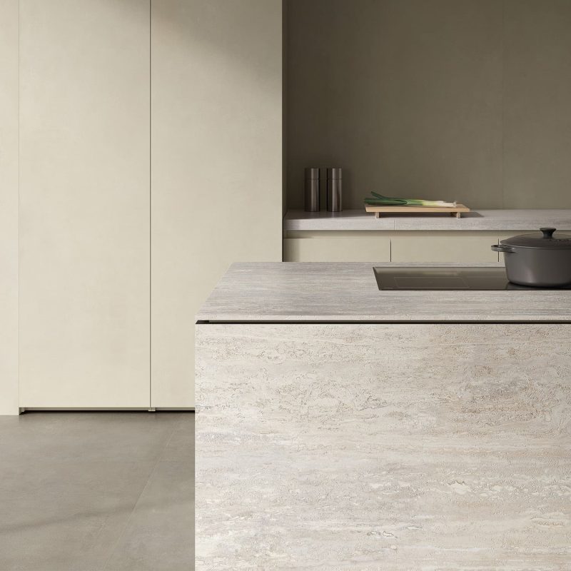 Carrelage effet béton minimaliste uni Monticelli Beige sol de sejour cuisine 2