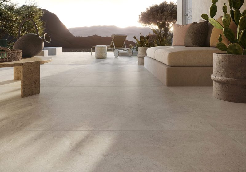 Carrelage-haut-de-gamme-grès-cérame-Pierre-du-Sud-style-méditerranéen-pour-intérieur-et-extérieur-Magasin-Porto-Venere-Montpellier Carrelage de qualité pour terrasse et intérieur en continuité effet pierre contemporaine méditerranéenne PIERRE DU SUD magasin Porto Venere Montpellier 34