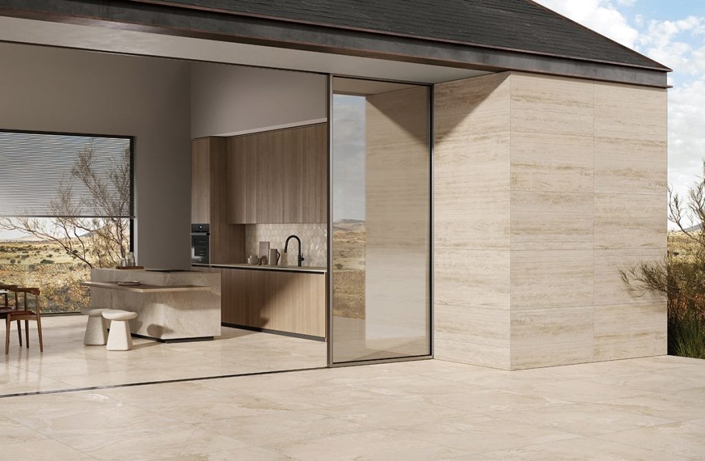 Carrelage-intérieur-et-extérieur-aspect-pierre-et-travertin-Ondrata-Cream-haute-qualité-proche-de-Béziers-34