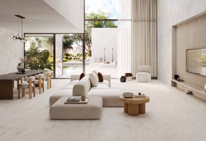 Salon salle à manger avec carrelage grès cérame effet pierre travertin haut de gamme KAPOSANO magasin de carrelages et pierres naturelles PORTO VENERE MONTPELLIER dans l'Hérault
