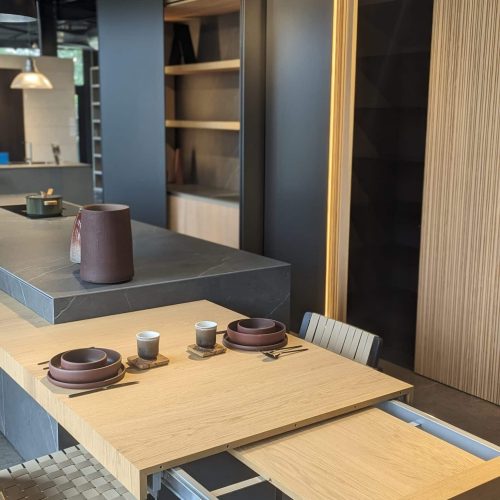 Cuisine ilot table à rallonge design haut de gamme Modulnova Porto Venere à Montpellier