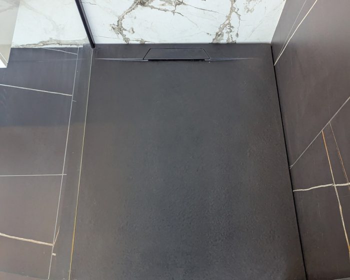 Promotion receveur salles de bains jusqu'à -50% de remise sur des modèles d'exposition magasin Porto Venere à Montpellier dans l'Hérault 34