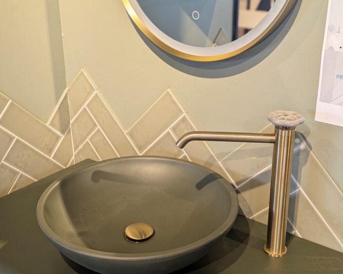 Promotion meubles vasques de salles de bains jusqu'à -50% de remise sur des modèles d'exposition magasin Porto Venere à Montpellier dans l'Hérault 34