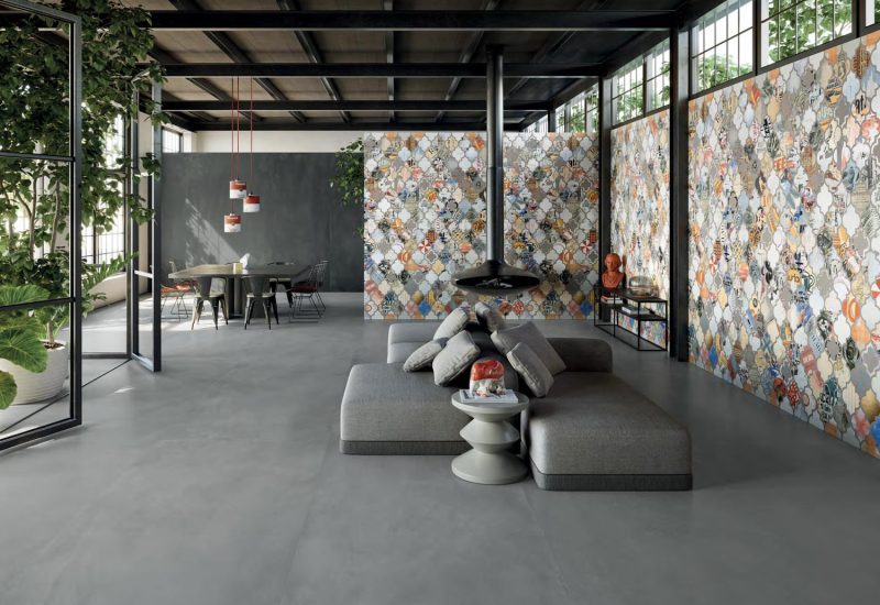 Sol-salon-séjour-gris-basalto-carrelage-maxi-format-xxl-120x278cm-effet-ciment-Picture-proche-de-vendargues-34