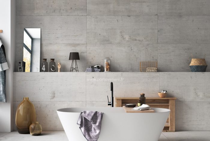 Carrelage effet béton gris clair pour salle de bain