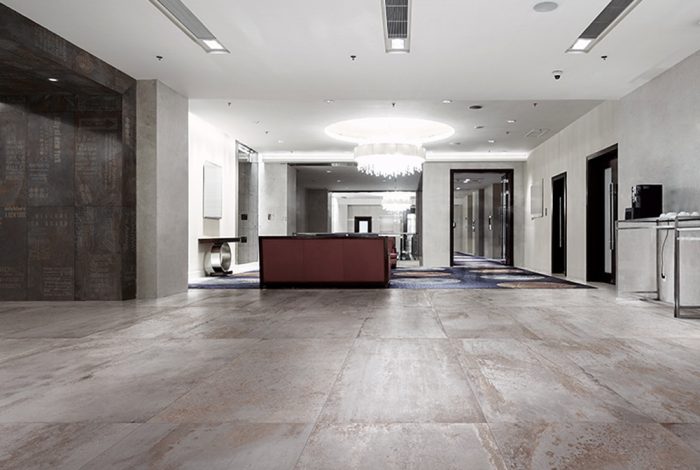 carrelage-sol-et-mur-effet-métallisé-Electron